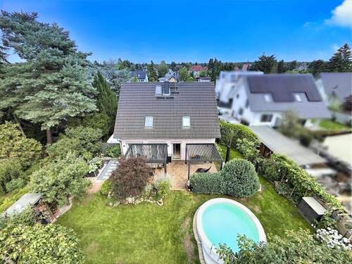 Haus Rückansicht - Niedrigenergie-Oase in Berlin - Bohnsdorf