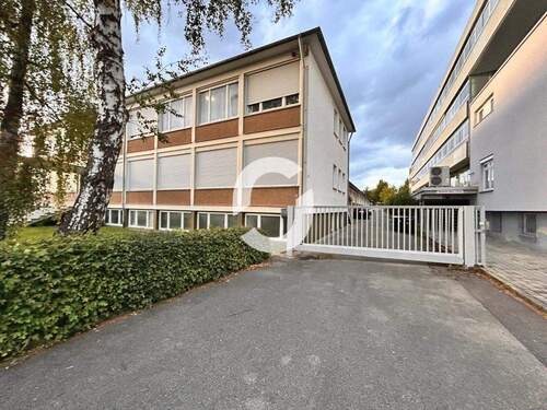 Außenbild - Halle in Ostfildern zum Kaufen