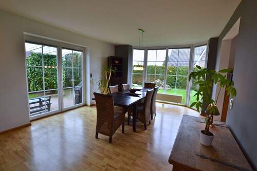 Bild 4 - Einfamilienhaus mit 210,00 m&sup2; in Timmendorfer Strand / Großtimmendorf zum Kaufen