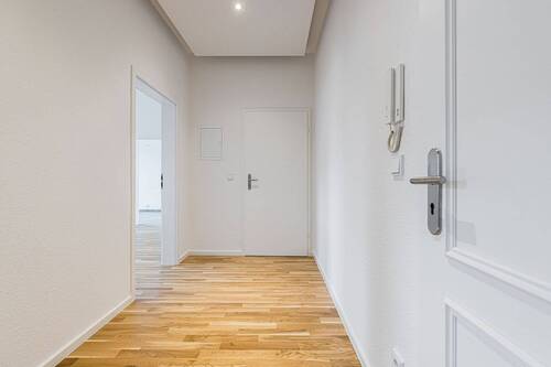 Baugleiche Wohnung - Flur - 