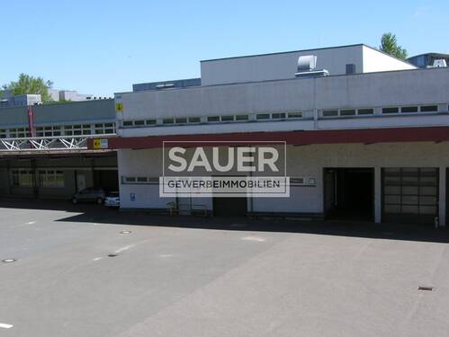 Gebäudeansicht - 830 m² ebenerdige Lagerhalle mit 11 m Deckenhöhe nahe Altstadt *1679*