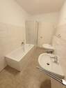 Bad - 3 Zimmer Etagenwohnung in Bad Kohlgrub