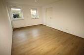 Kinderzimmer/ Büro EG - 