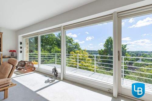 Fensterfront mit Blick auf den Schöhsee - 6 Zimmer Einfamilienhaus in Plön