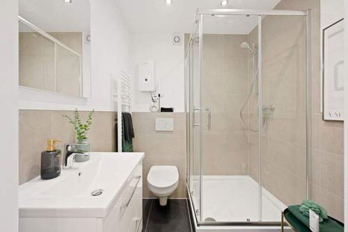 Badezimmer - Etagenwohnung mit 52,10 m² in Ludwigshafen am Rhein zum Kaufen