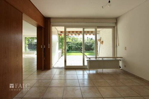 Blick Terrasse - Reihenendhaus mit 174,70 m² in München zum Kaufen