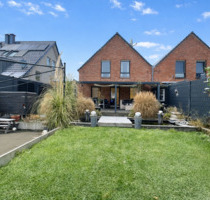 Einziehen und wohlfühlen: Moderne Doppelhaushälfte in Oberhausen - Schmachtendorf.