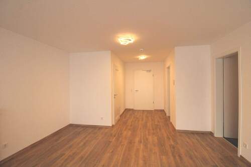 Eingangsbereich - Etagenwohnung mit 70,10 m&sup2; in Kaiserslautern zur Miete