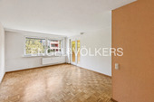 Bild 1 - Bezugsfrei ! Charmante 2-Zimmer-Wohnung mit Balkon, Aufzug und Stellplatz