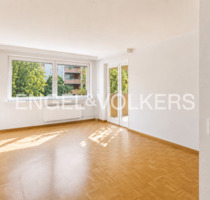 Bezugsfrei ! Charmante 2-Zimmer-Wohnung mit Balkon, Aufzug und Stellplatz - Berlin Lankwitz