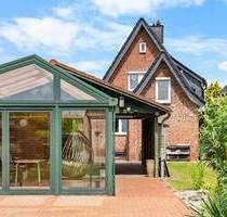 Ein Haus zum Ankommen - gepflegtes Zuhause mit traumhaftem Garten - Neumünster Faldera
