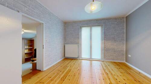 Wohnen und zum Arbeitszimmer.jpg - 