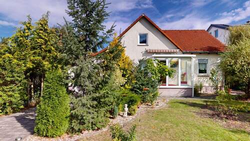 Vorderseite!.jpg - Einfamilienhaus mit 141,00 m² in Blankenfelde-Mahlow zum Kaufen