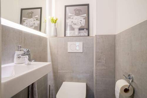 Gäste-WC - Etagenwohnung mit 94,00 m&sup2; in Mülheim an der Ruhr zur Miete