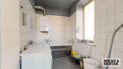 Badezimmer - Etagenwohnung mit 122,00 m&sup2; in Augsburg zum Kaufen