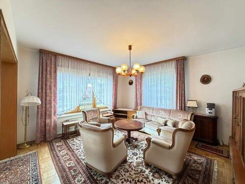 Wohnzimmer - 8 Zimmer Mehrfamilienhaus, Wohnhaus in Lotte