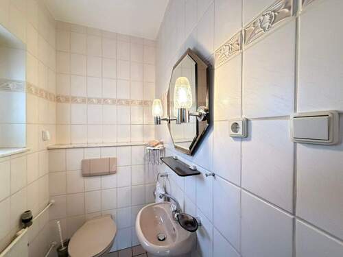 Gäste-WC EG - 
