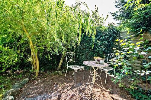 Sitzgelegenheit - 