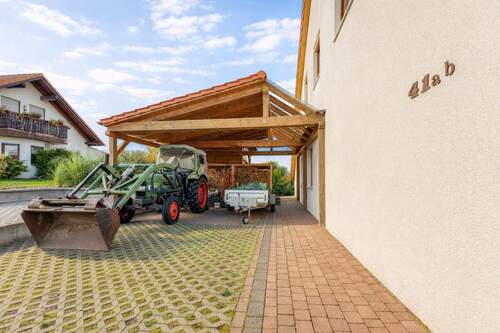 Carport - 1 Zimmer Mehrfamilienhaus, Wohnhaus zum Kaufen in Börßum
