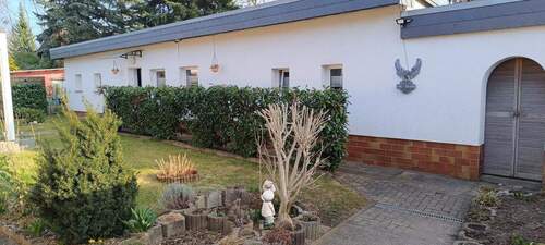 Haus hinten.jpg - Einfamilienhaus mit 166,00 m&sup2; in Woltersdorf zum Kaufen