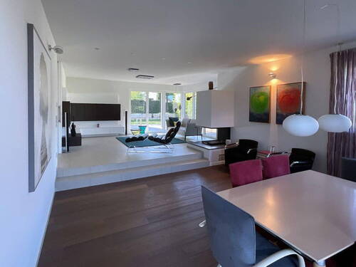 Wohn-/Esszimmer - 