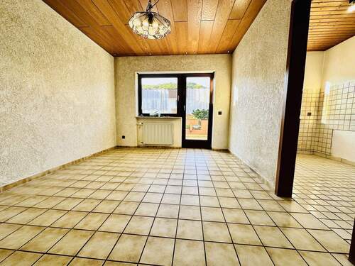 Esszimmer 1. Obergeschoss - Einfamilienhaus mit 118,00 m² in Saarbrücken zum Kaufen