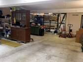Große Garage mit Werkstatt - 