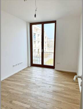 Kinder- oder Arbeitszimmer - 