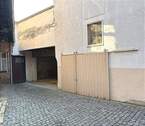 Hof mit Garage - 