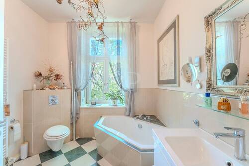 Badezimmer - 2 Zimmer Etagenwohnung zum Kaufen in Berlin