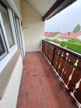 Balkon - Einfamilienhaus mit 100,00 m² in Steinheim zum Kaufen