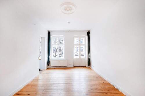 Zimmer 2 - 5 Zimmer Etagenwohnung zum Kaufen in Berlin
