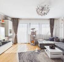 Große, sonnige 4 ZKB Wohnung im 1. OG mit herrlichem Balkon-Weitblick und Garten - Hepberg