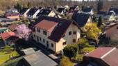 Hausansicht - Familienidylle im Grünen - 5-Zimmer-Doppelhaushälfte mit Pool & Partykeller vor den Toren Dresdens
