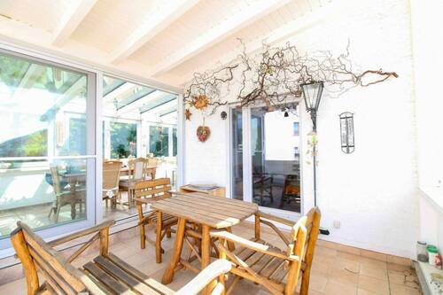 Loggia 1.OG - 5 Zimmer Mehrfamilienhaus, Wohnhaus zum Kaufen in Villingen-Schwenningen