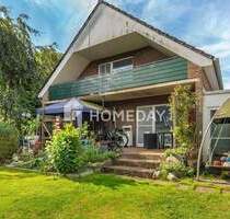 Gepflegte und solide DHH mit Terrasse, Loggia, 2 Bädern, EBK und Carport | Schöne Lage | EEK B! - Bad Bramstedt