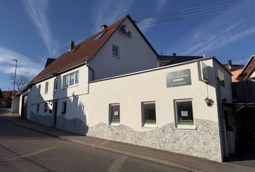 Bild 1 - Einfamilienhaus mit Gewerbeeinheit und Scheune