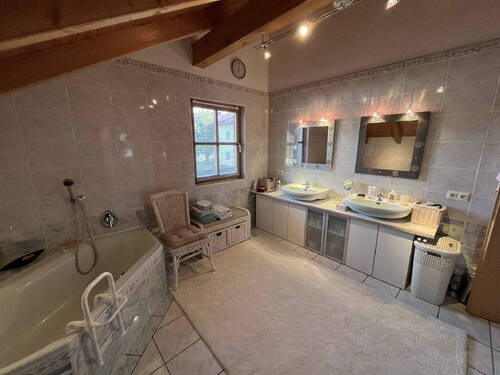 Badezimmer DG - 