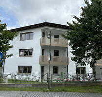 Neubau von 2024, 3-Zimmer-Wohnung mit 150 m² Garten, Aufzug, TiGa, - Geiselhöring