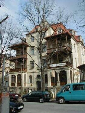 Straßenansicht - 4-Zi-Whg. mit Balkon, sanierter Jungendstilaltbau