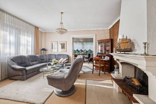 Kaminzimmer - Familienhaus in ruhiger Wohnlage