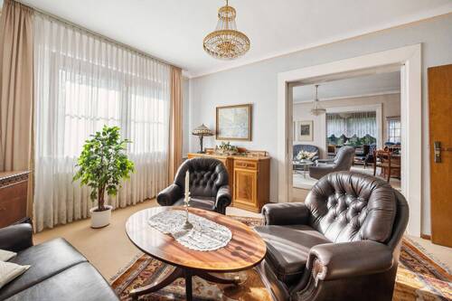 Wohnzimmer - 6 Zimmer Einfamilienhaus in Berlin