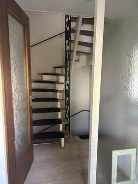 Flur - 4 Zimmer Reihenmittelhaus zur Miete in Nürnberg