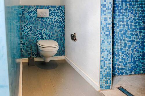 ...ebenerdiger Dusche - 