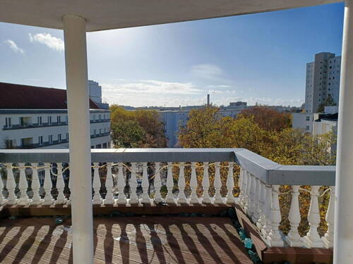 Blick vom Balkon - Dachgeschoss mit Türmchen, Nähe Kurfürstendamm