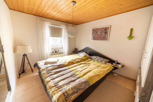 Schlafzimmer 1. OG - Einfamilienhaus mit 102,00 m&sup2; in Reichartshausen zum Kaufen