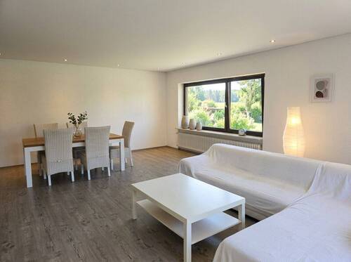 Esszimmer - 7 Zimmer Einfamilienhaus in Sinsheim
