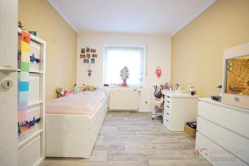 Schlafzimmer/Büro 3 - 