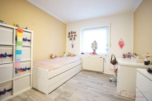 Schlafzimmer/Büro 3 - 