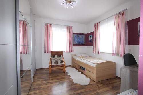 Gäste-Arbeitszimmer - 